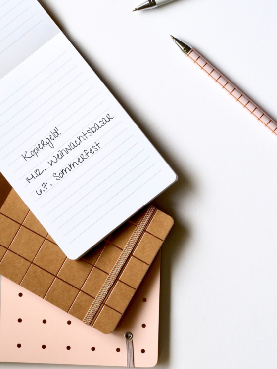 Von der Overperformer-Mom bis zum Krawallski: Die Standardbesetzung eines Elternabends