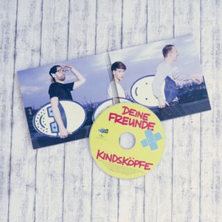 Ein Stern aus Butterbrottüten als Weihnachtsgruß