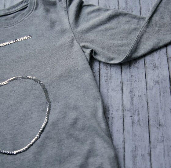 Weil für Fünfjährige das Glück eben glitzert: ein funkeliges Geburtstagsshirt zum ratzfatz Selbermachen