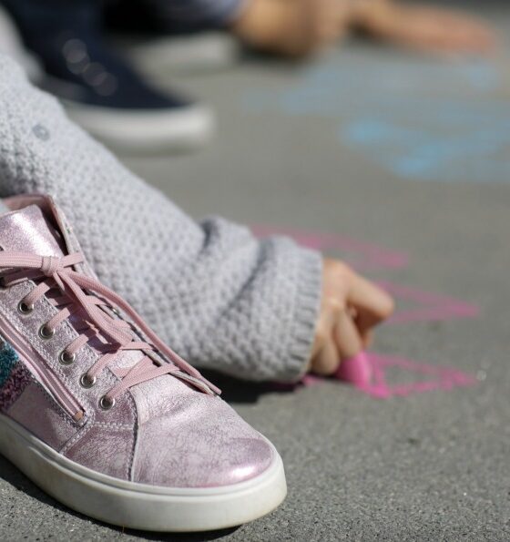 Das Rosa-Blau-Dilemma: Warum ich aufgehört habe, meine Kinder zu entgendern