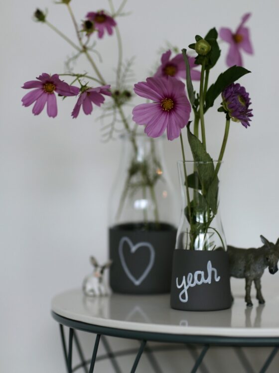 Selbst gemachte Tafellack-Vasen: unser neues Basteln-kann-mans-nicht-nennen-Projekt