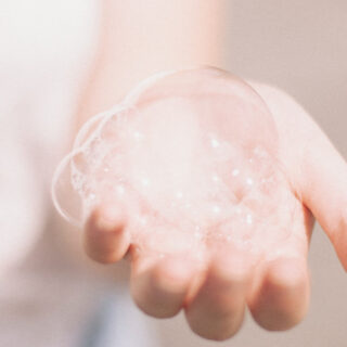 Osterzweige: die kleine Hasenparade